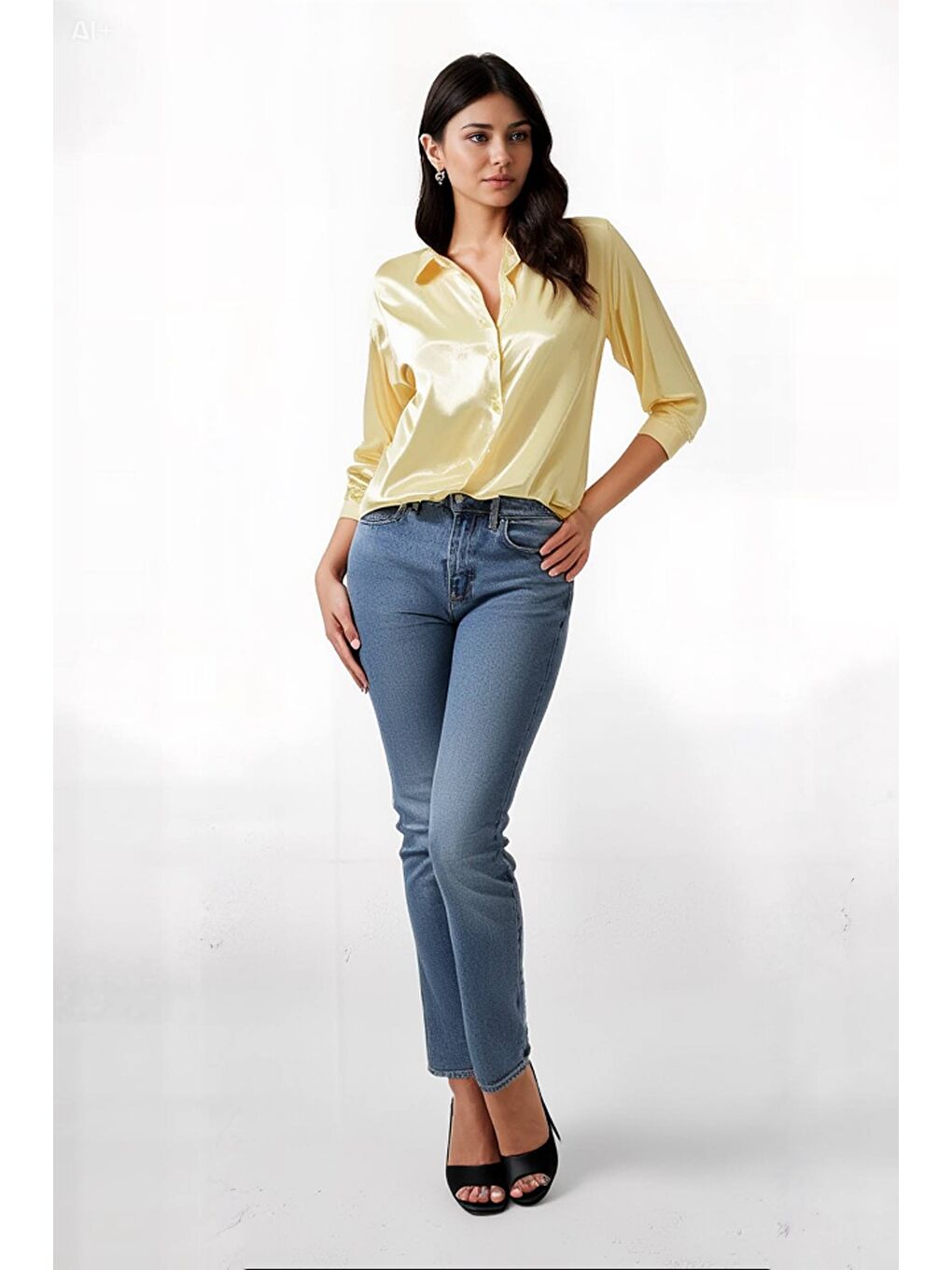 Kadın Açık Sarı Hafif Dökümlü Saten Yüzeyli Gömlek HZL22W-BD139641-2