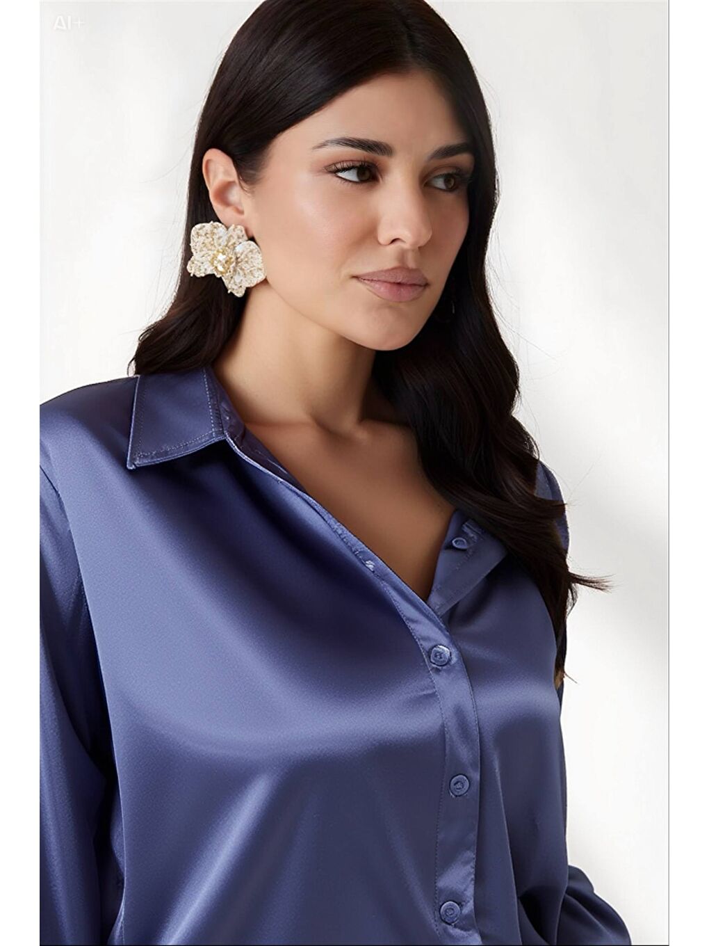 Kadın Mavi Hafif Dökümlü Saten Yüzeyli Gömlek HZL22W-BD139641-2