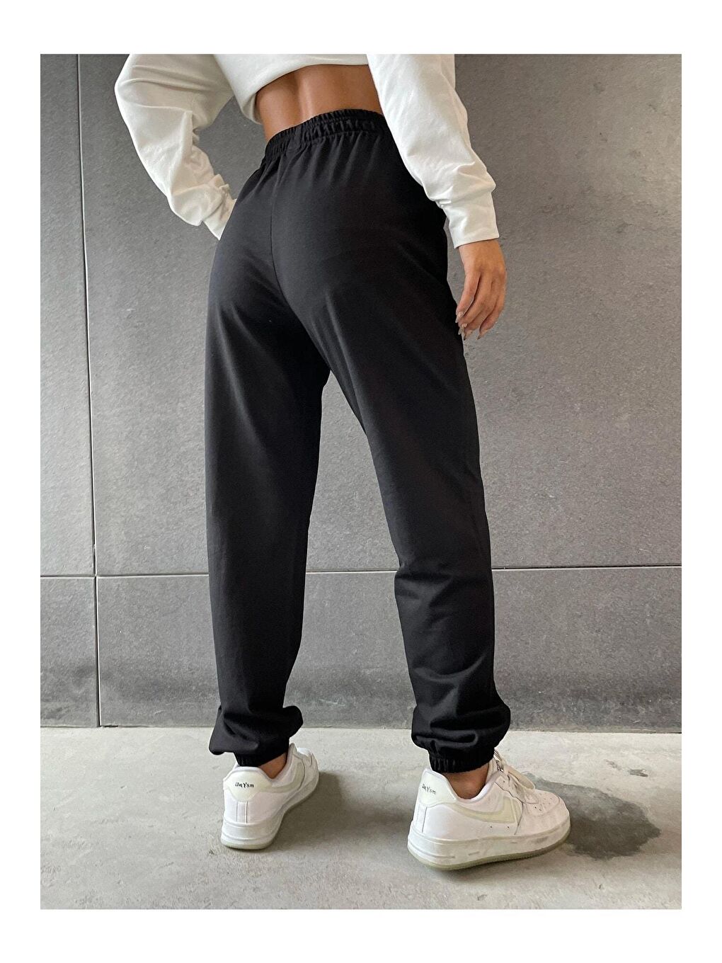 Siyah Kadın Smile Baskılı Yazlık Eşofman Altı-1