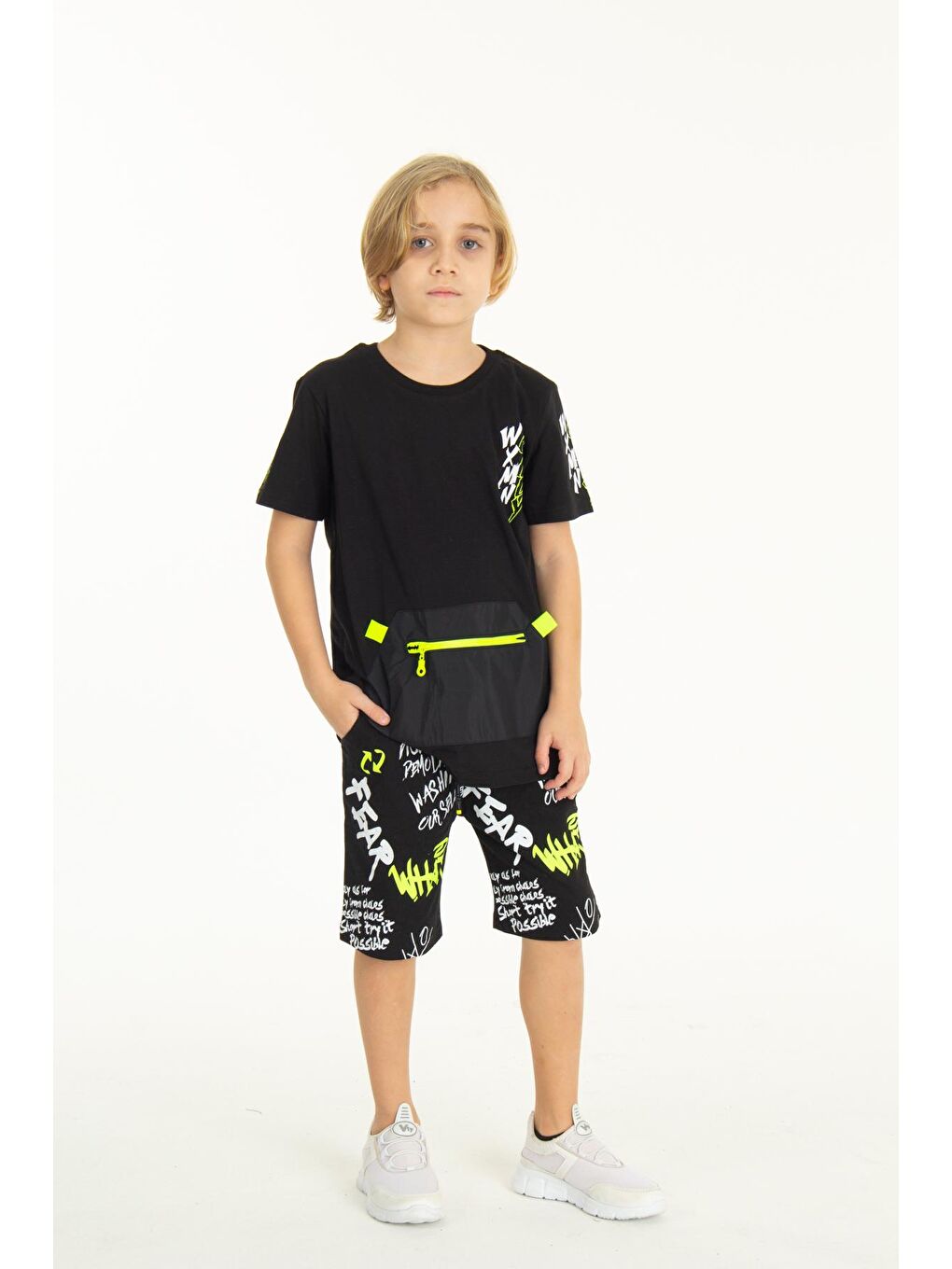 Siyah Erkek Çocuk Fermuarlı Kanguru Cepli Şortlu Takım 14097-3