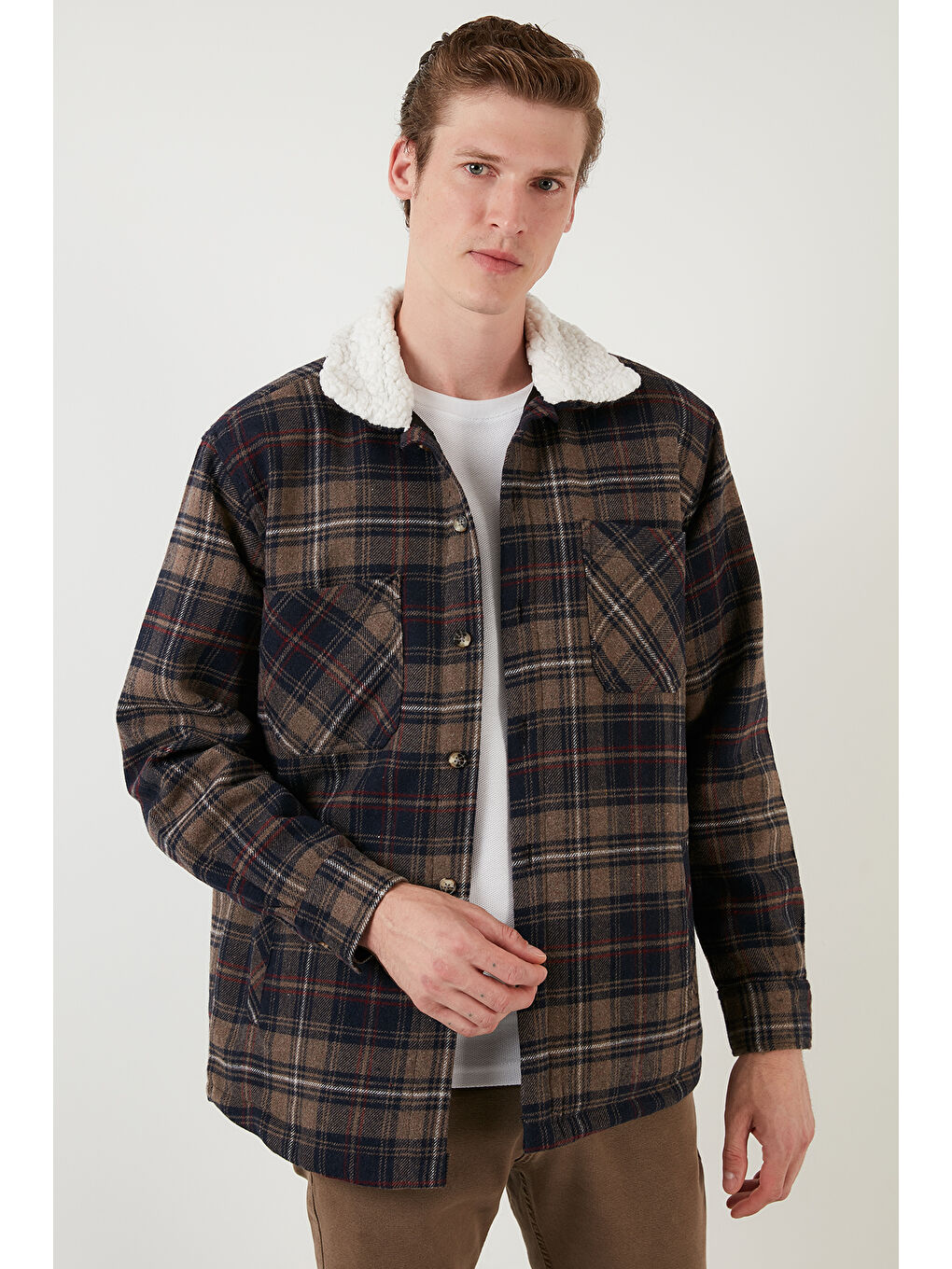 Kahverengi Pamuklu Ekoseli Regular Fit Kışlık Oduncu Kürk Yaka Ceket 606343717-7