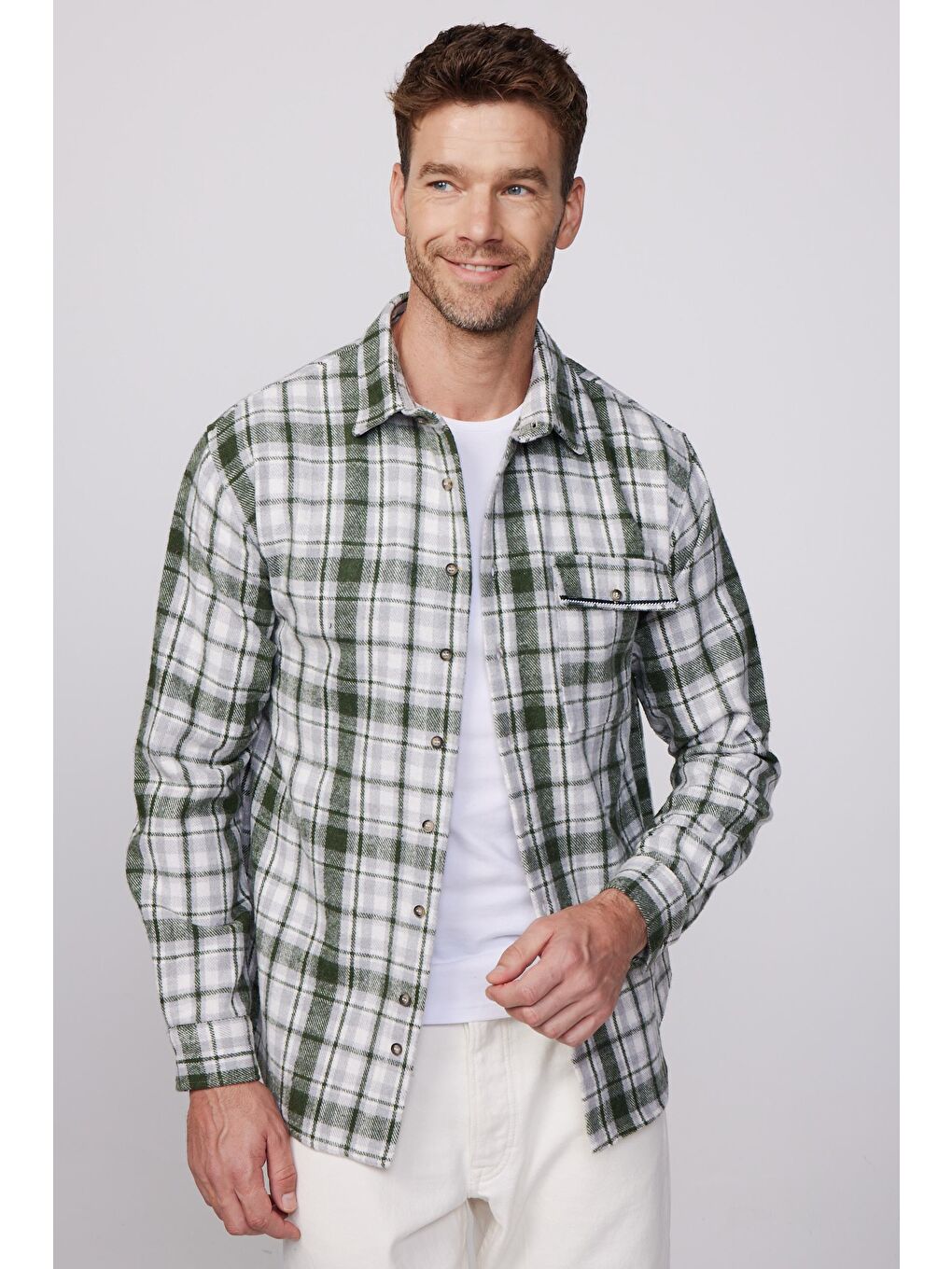 Karışık Relax Fit Tek Cep Kapaklı Kareli Salaş Oduncu Erkek Gömlek-1