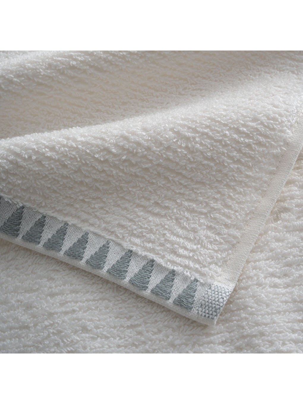 Yeşil Tria Yüz Havlusu %100 Pamuk Jakarlı Krem-Mint 50x90 Cm-2