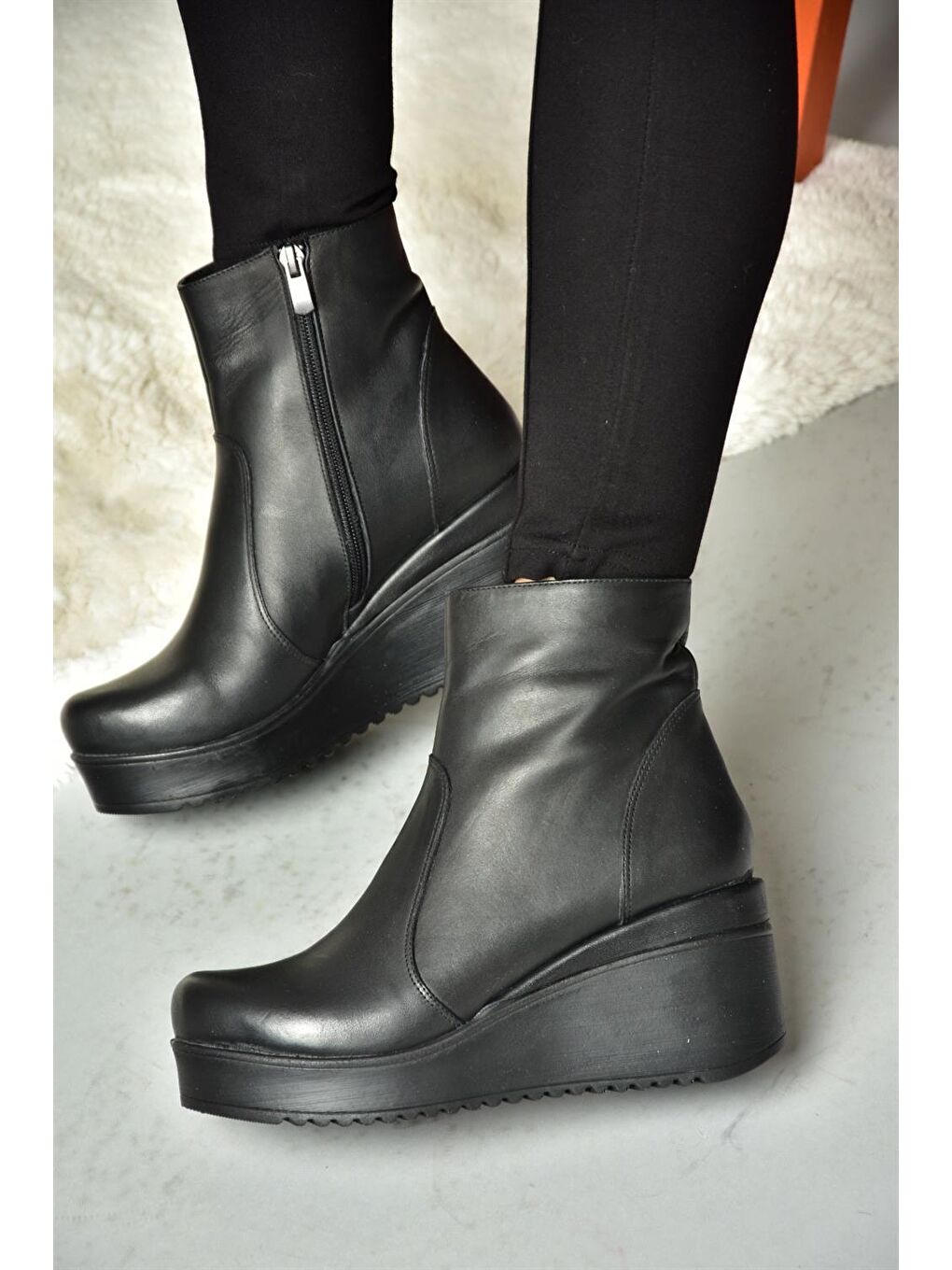 R6679300 Siyah Kadın Bot-1