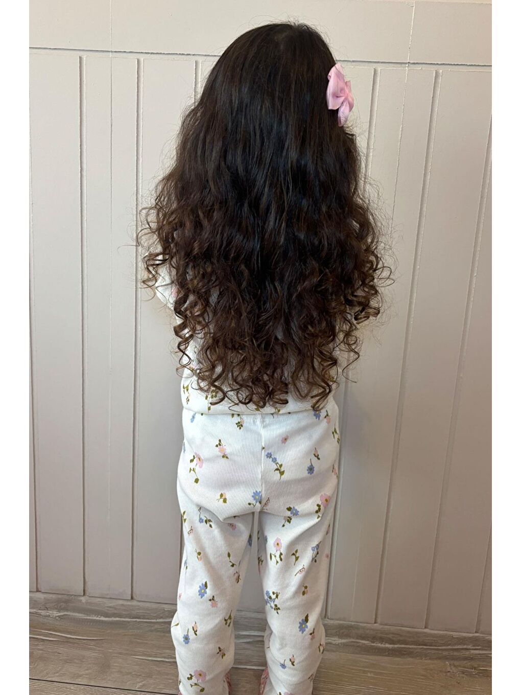 Kız Çocuk Taytlı Takım Renkli Çiçek Desenli Omuzu Fırfırlı Beyaz (2-6 Yaş)-3