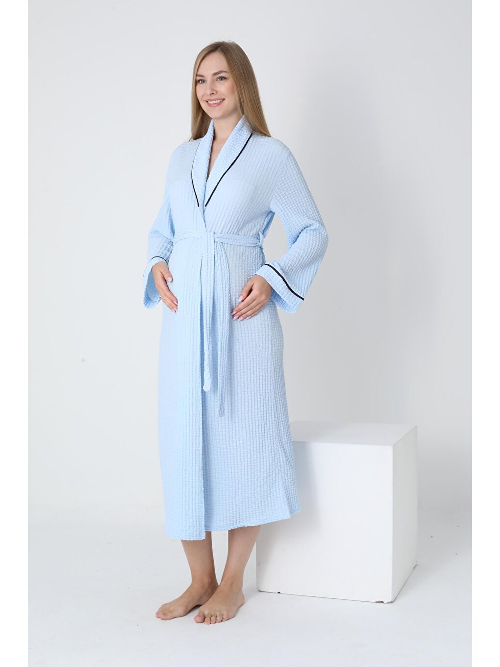Bebe Mavisi Örgü Kumaş Gömlek Yaka Bel Kuşaklı Sabahlık-1