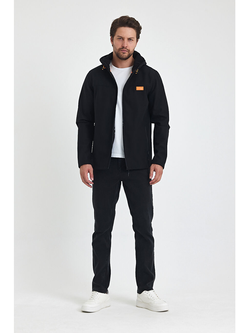 Siyah Kapüşonlu Fermuarlı Softshell Erkek Mont  6044-1-4