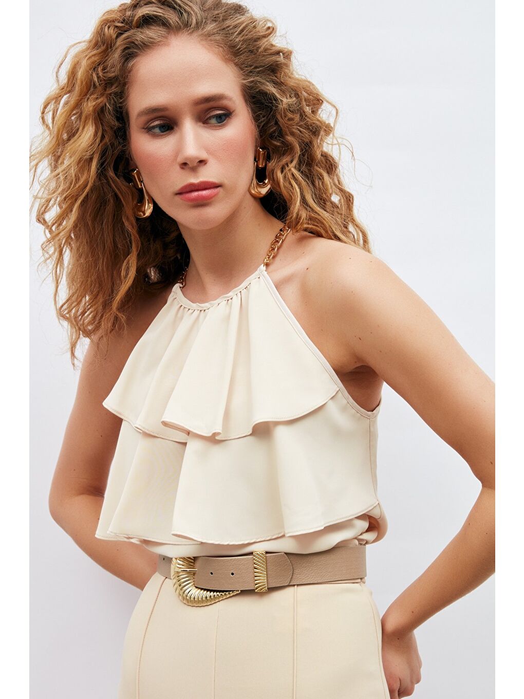 SATEEN Zincir Detaylı Volanlı Bluz - Bej - 2