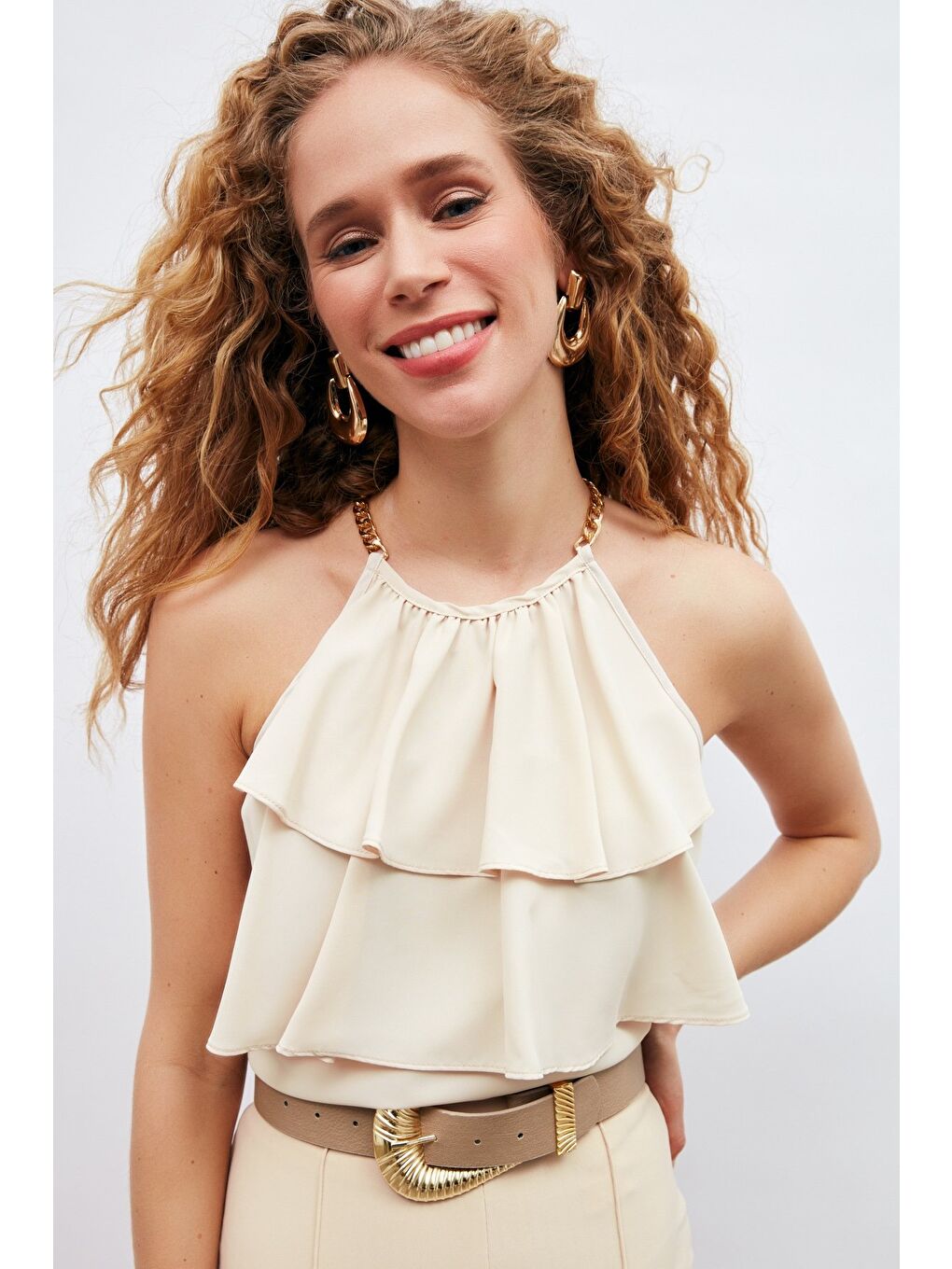 SATEEN Zincir Detaylı Volanlı Bluz - Bej - 3