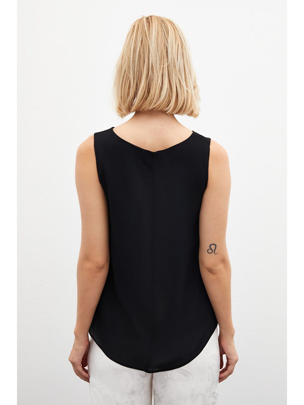 Kolsuz Salaş Bluz - Siyah-5