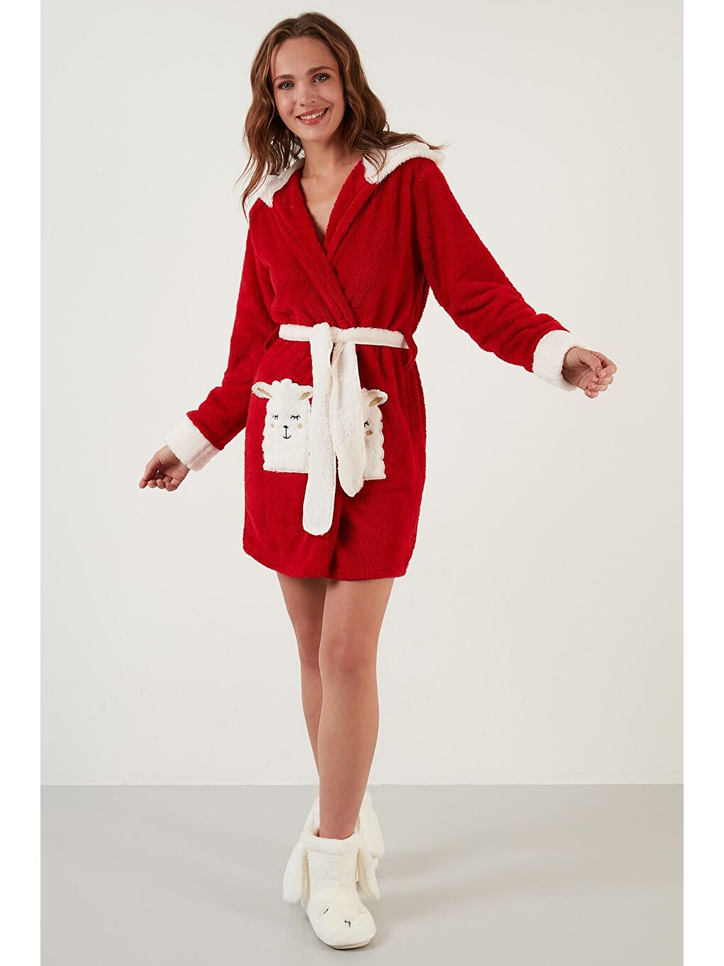 Kırmızı Belden Bağlamalı Kapüşonlu Cepli Peluş Sabahlık 6093040-4