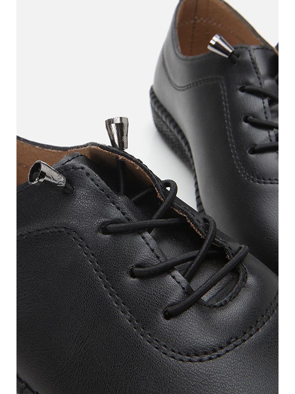 Kadın Siyah Esnek Tabanlı Comfort Düz Ayakkabı-6