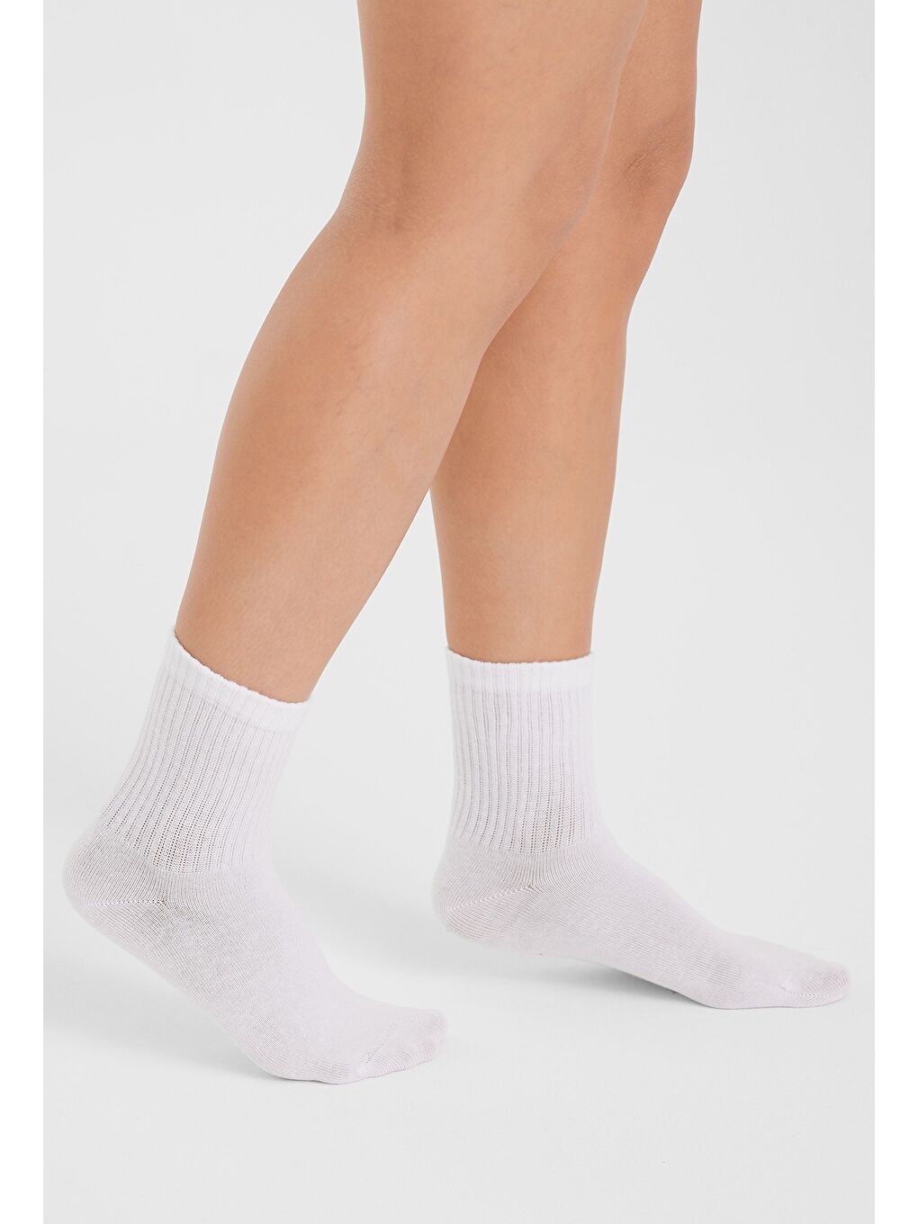 Beyaz Derbili Pamuklu Dikişsiz Tenis Soket Çorap 36-41