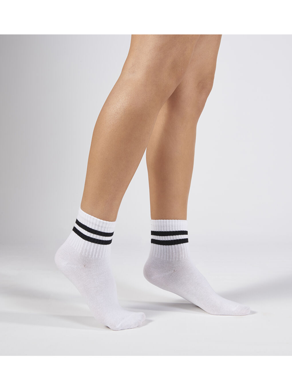 Beyaz Pamuklu Dikişsiz Tenis Soket Çorap 36-41