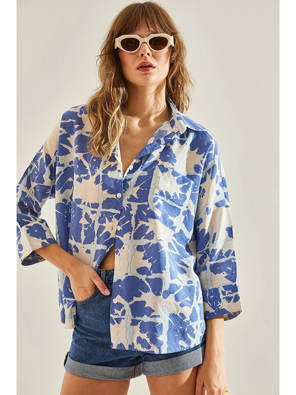 Mavi Kadın Tek Cepli Desenli Viskon Oversize Gömlek-4