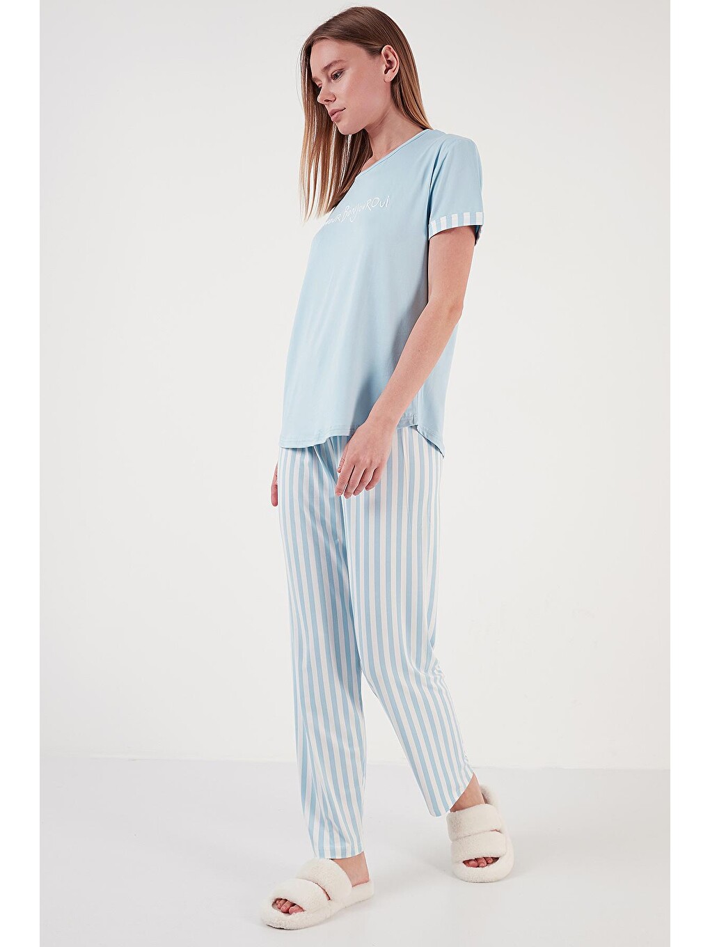 Mavi Bambu Karışımlı Yumuşak Dokulu Bisiklet Yaka Pijama Takımı 6097605-1