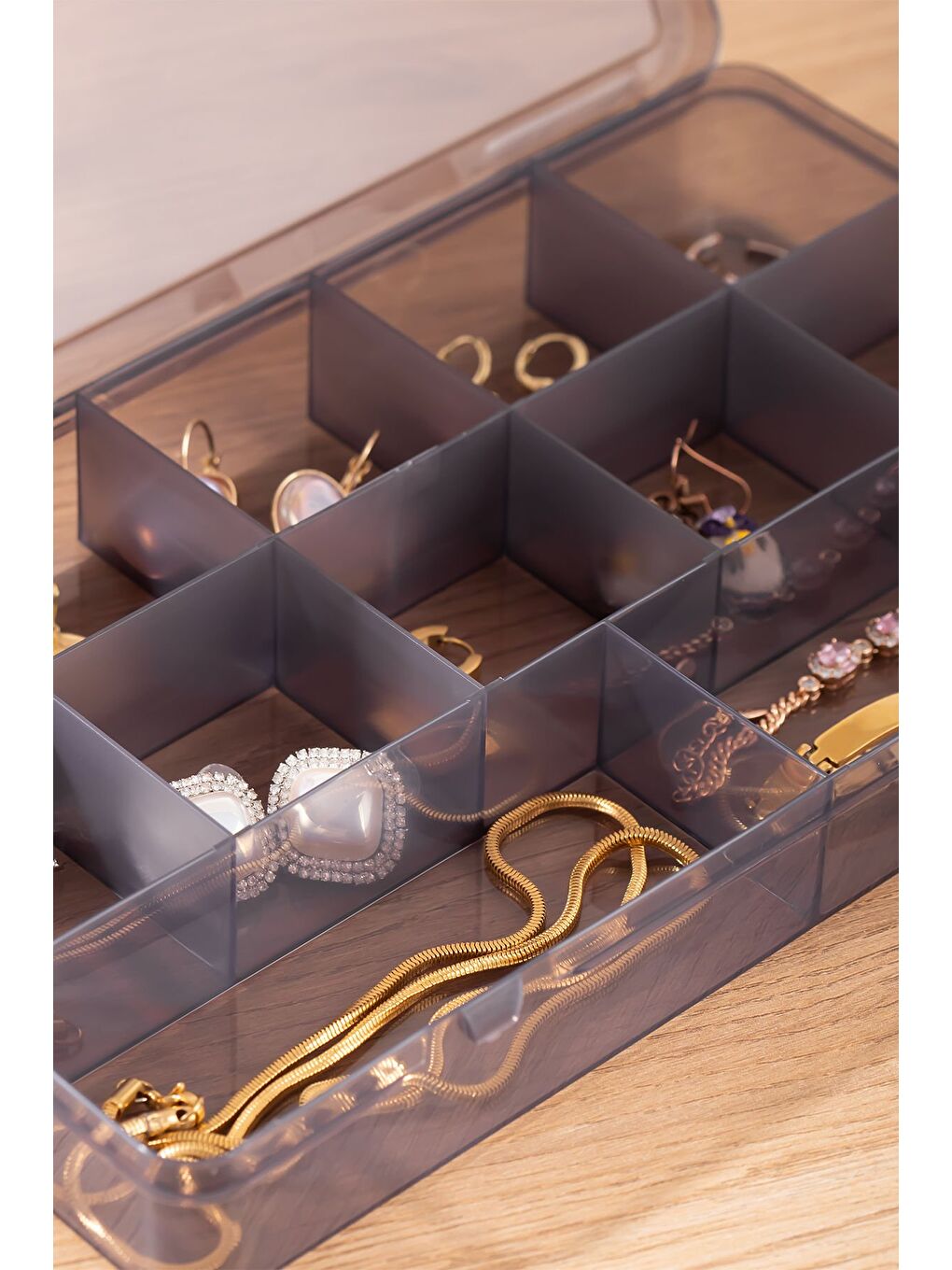 Renksiz Org601 Çok Amaçlı Bölmeli Şeffaf Kutu 4lü Organizer Kapaklı Boncuk Takı Kutusu Takı Düzenleyici Antr-1