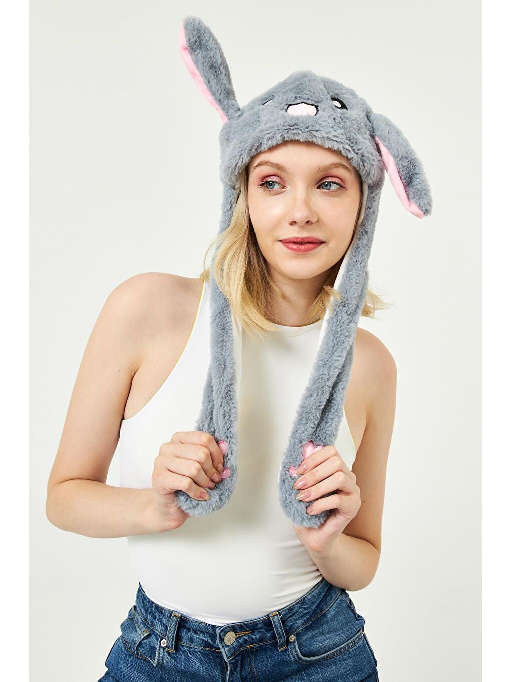 Kulakları Hareket Eden Tavşan Şapka Ledli Gri-1