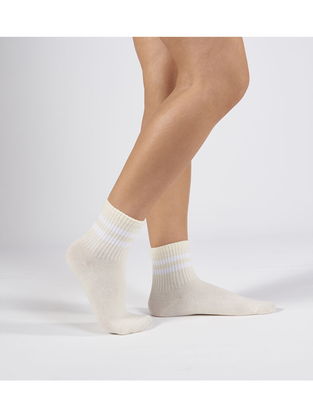 Ekru Pamuklu Dikişsiz Tenis Soket Çorap 36-41-1