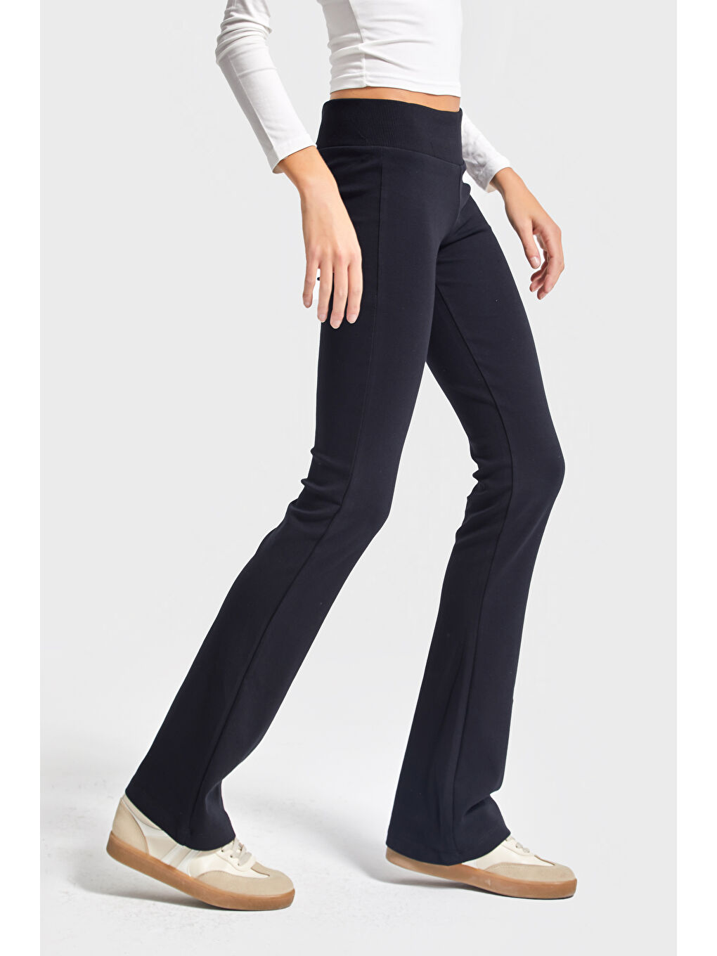 Kadın Siyah s5-1 Slim Fit Süper Esnek Kumaş Flare Fit Pantolon