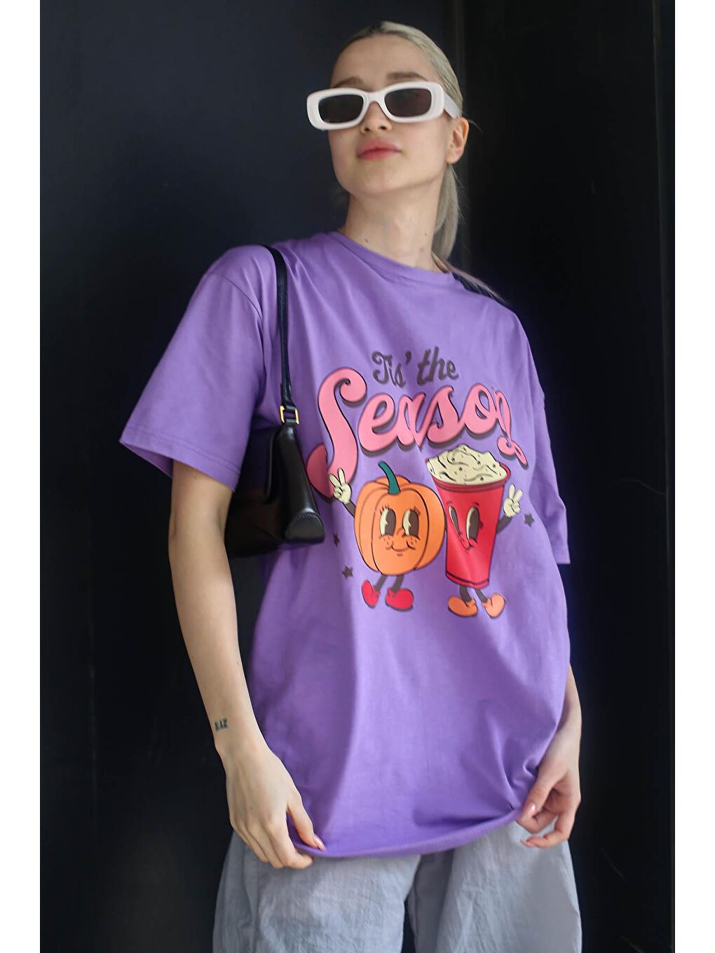 Lila Baskılı Bisiklet Yaka Kadın Tişört Mg1776