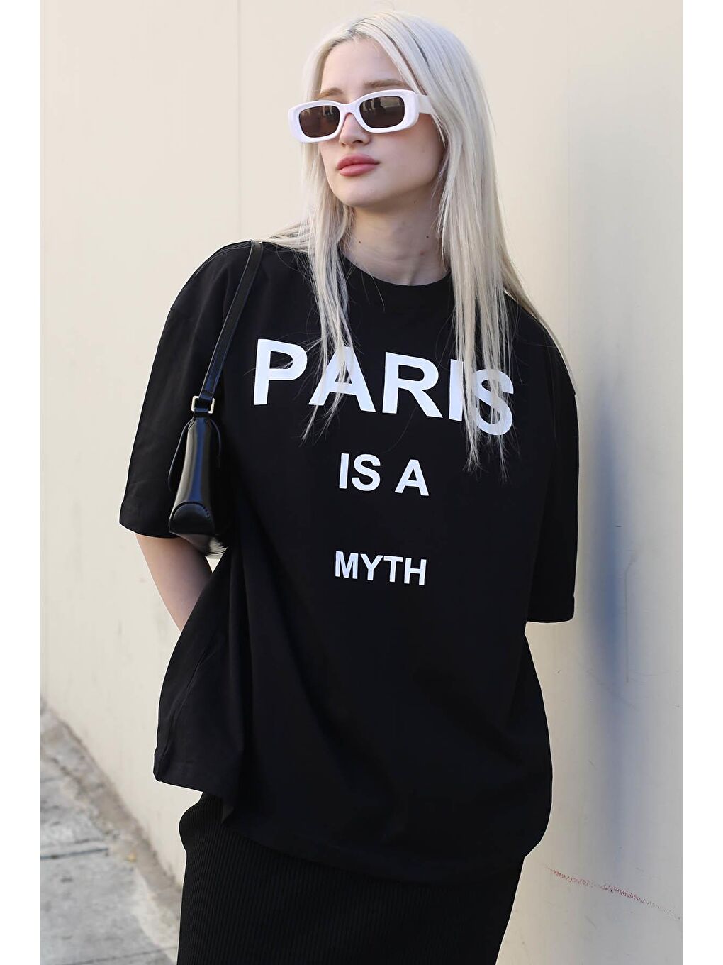 Siyah Paris Baskılı Kadın Tişört Mg1654-1