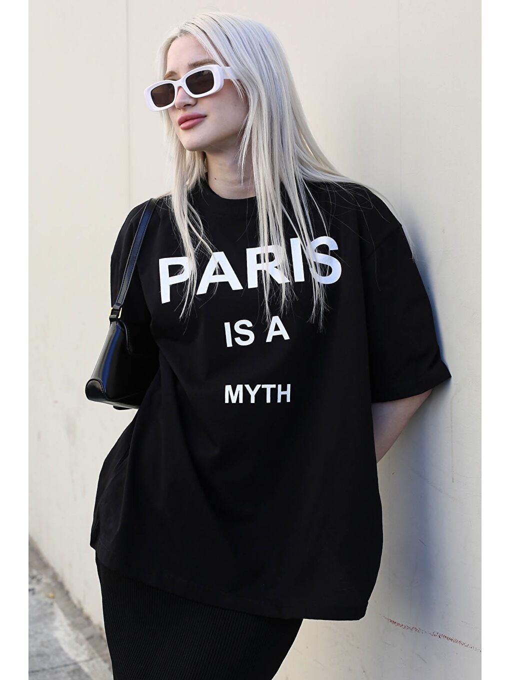 Siyah Paris Baskılı Kadın Tişört Mg1654-2