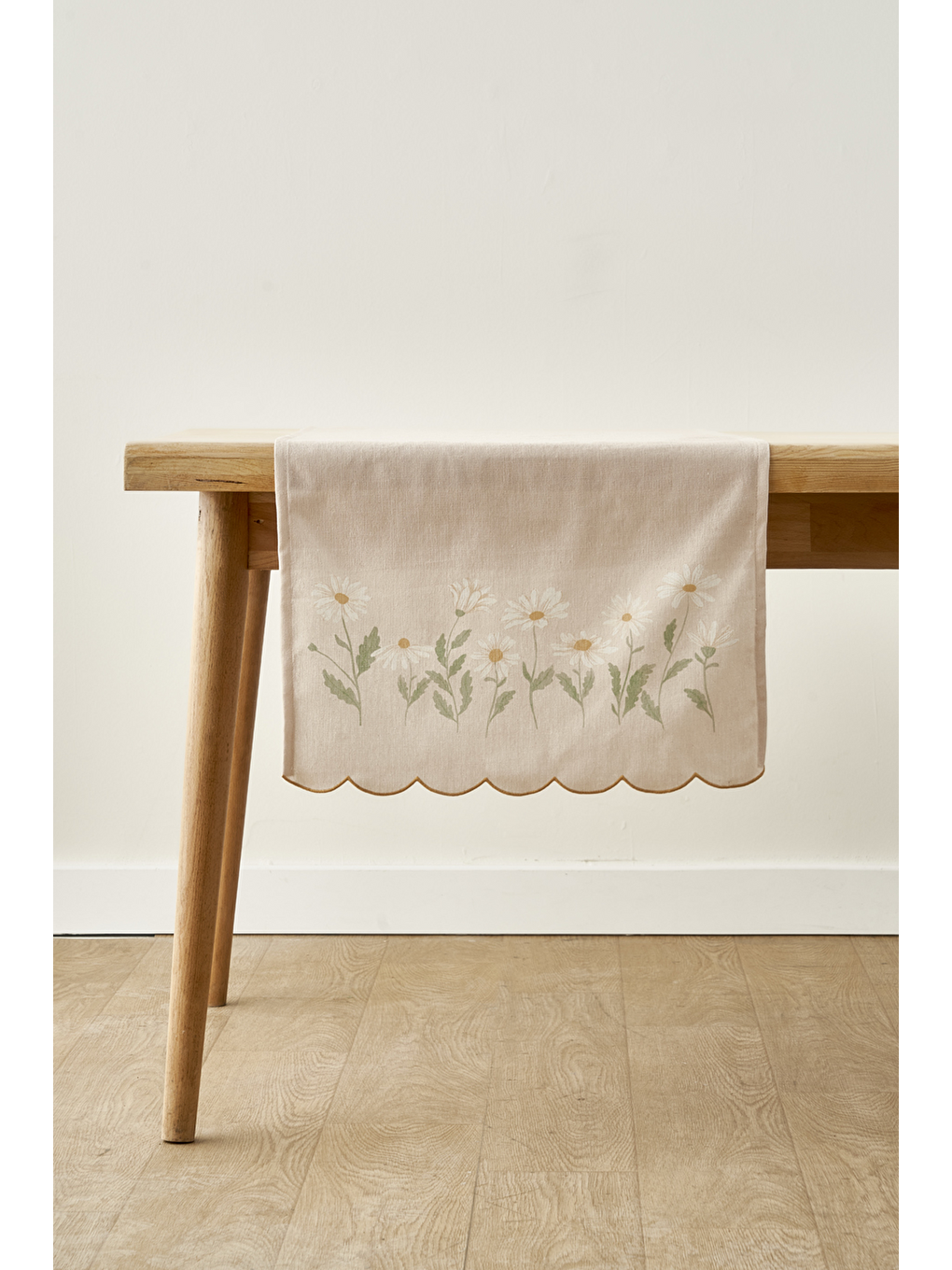 Daisy Scallop Kenar Runner Bej (50x150 Cm)