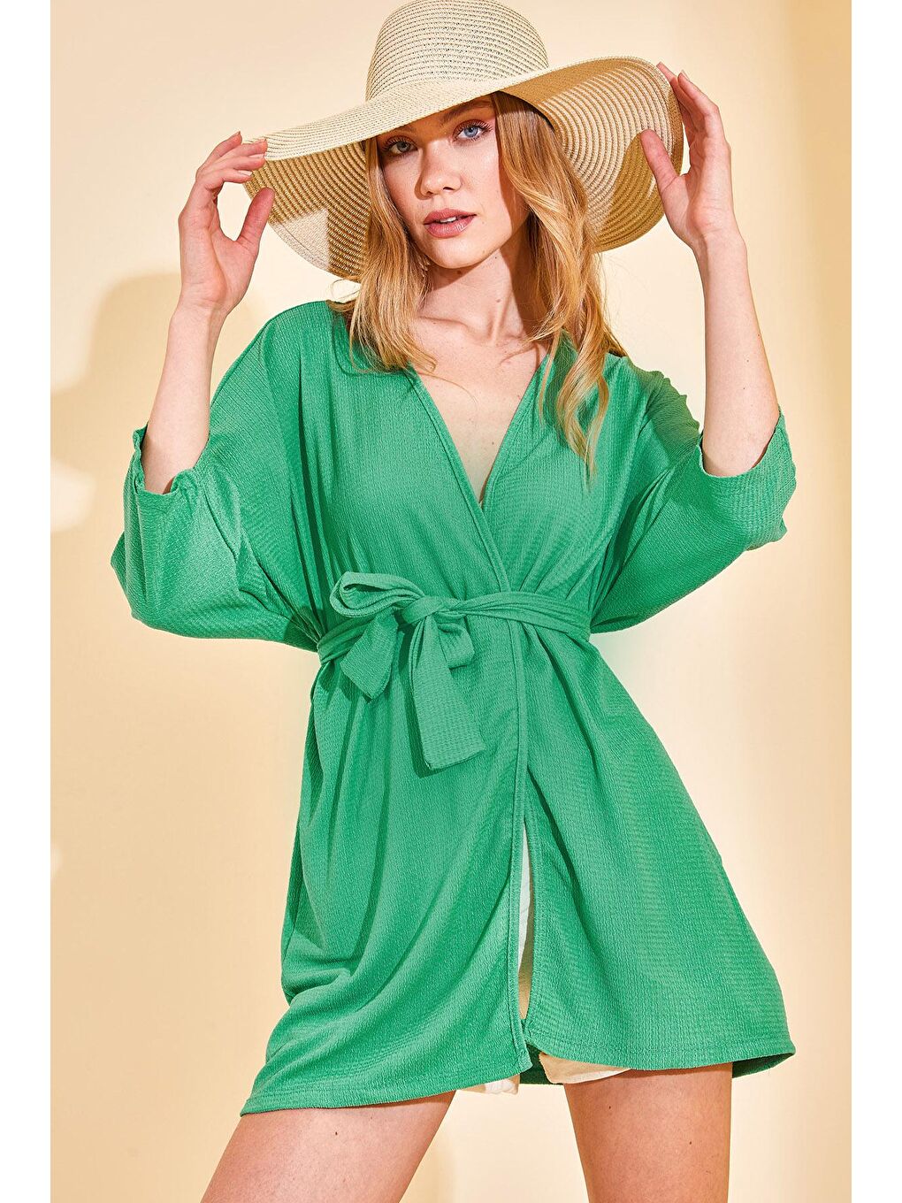 Yeşil Dokulu Kuşaklı Kimono 3KXK4-46608-08-4