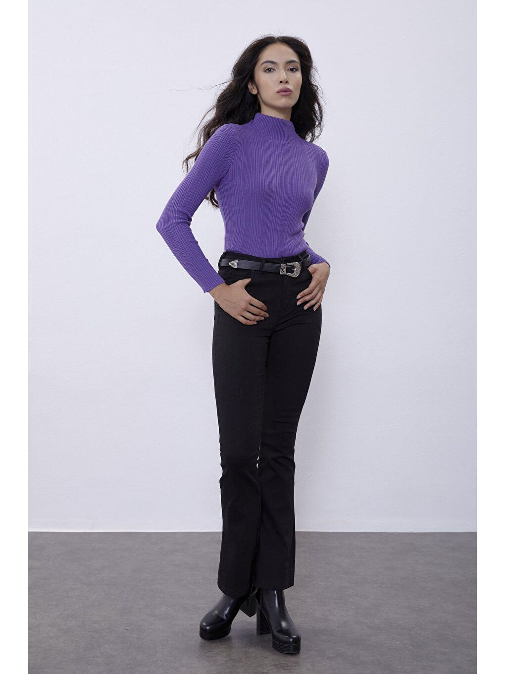 Mor Dar Kalıp Fitilli Boğazlı Triko Kazak SWK4469MO-2