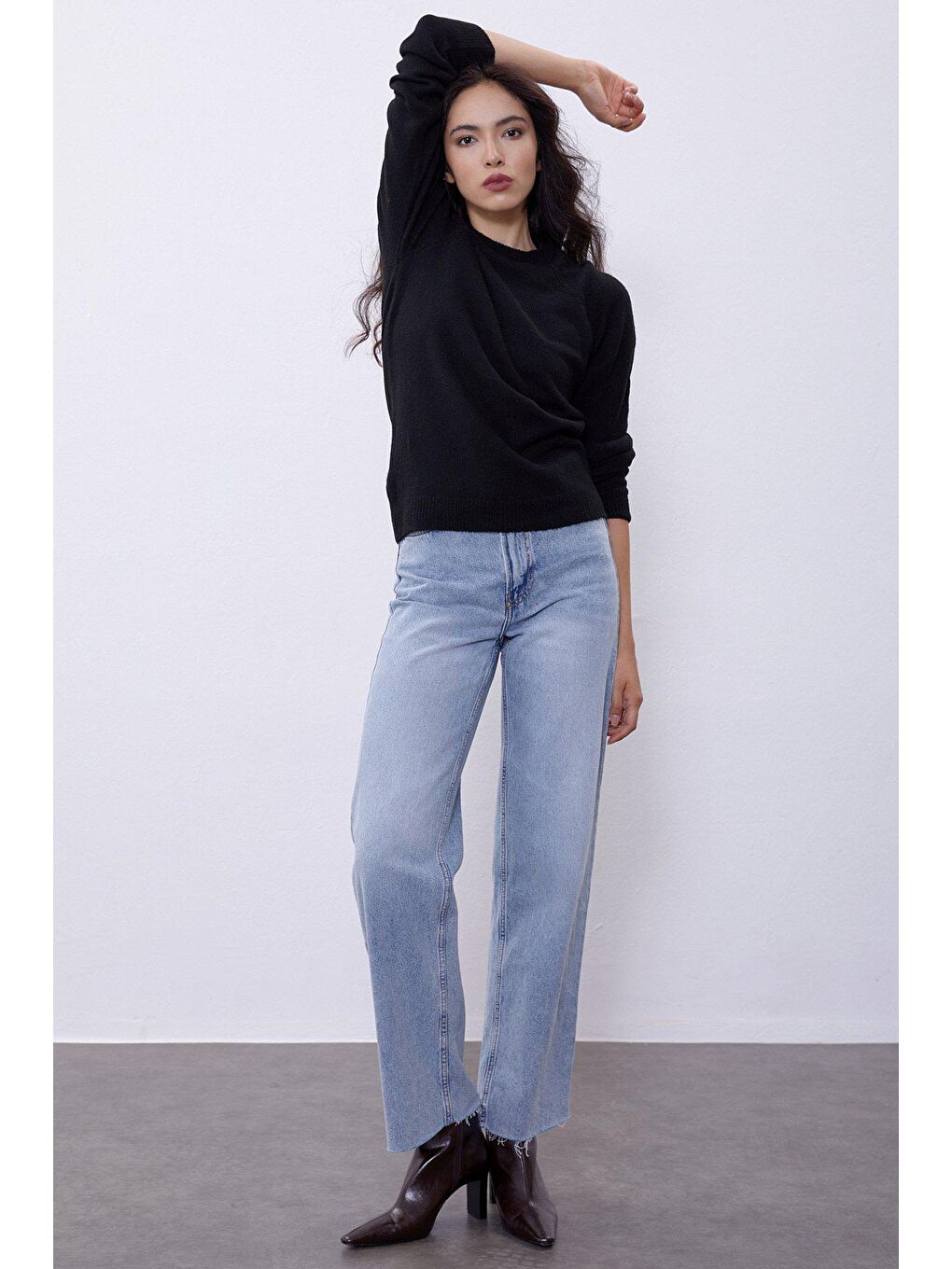 Siyah Bisiklet Yaka İtalyan Reglan Kazak SWK4303Sİ-2