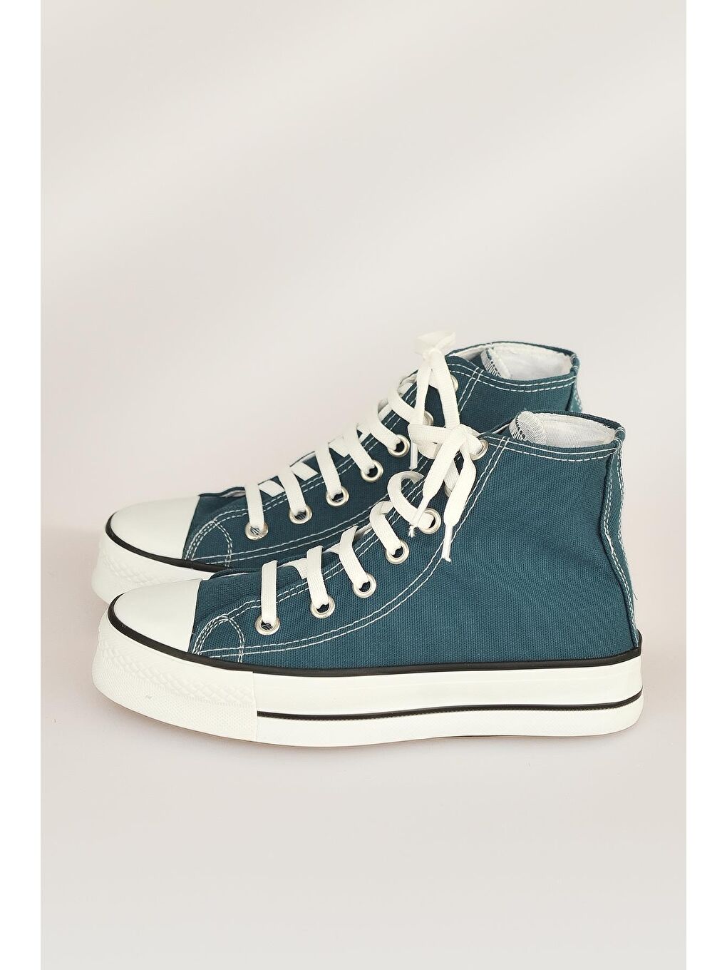 Yeşil Bağcıklı Kalın Taban Bilekte Keten Kadın Sneaker 10-8888-22-3