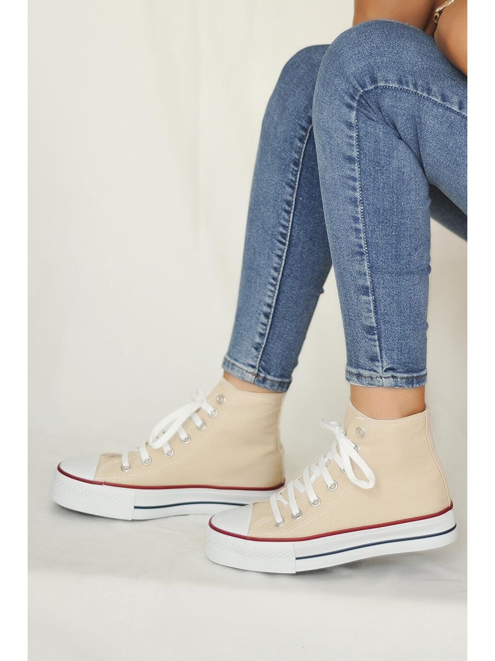 Bej Bağcıklı Kalın Taban Bilekte Keten Kadın Sneaker 10-8888-22-1