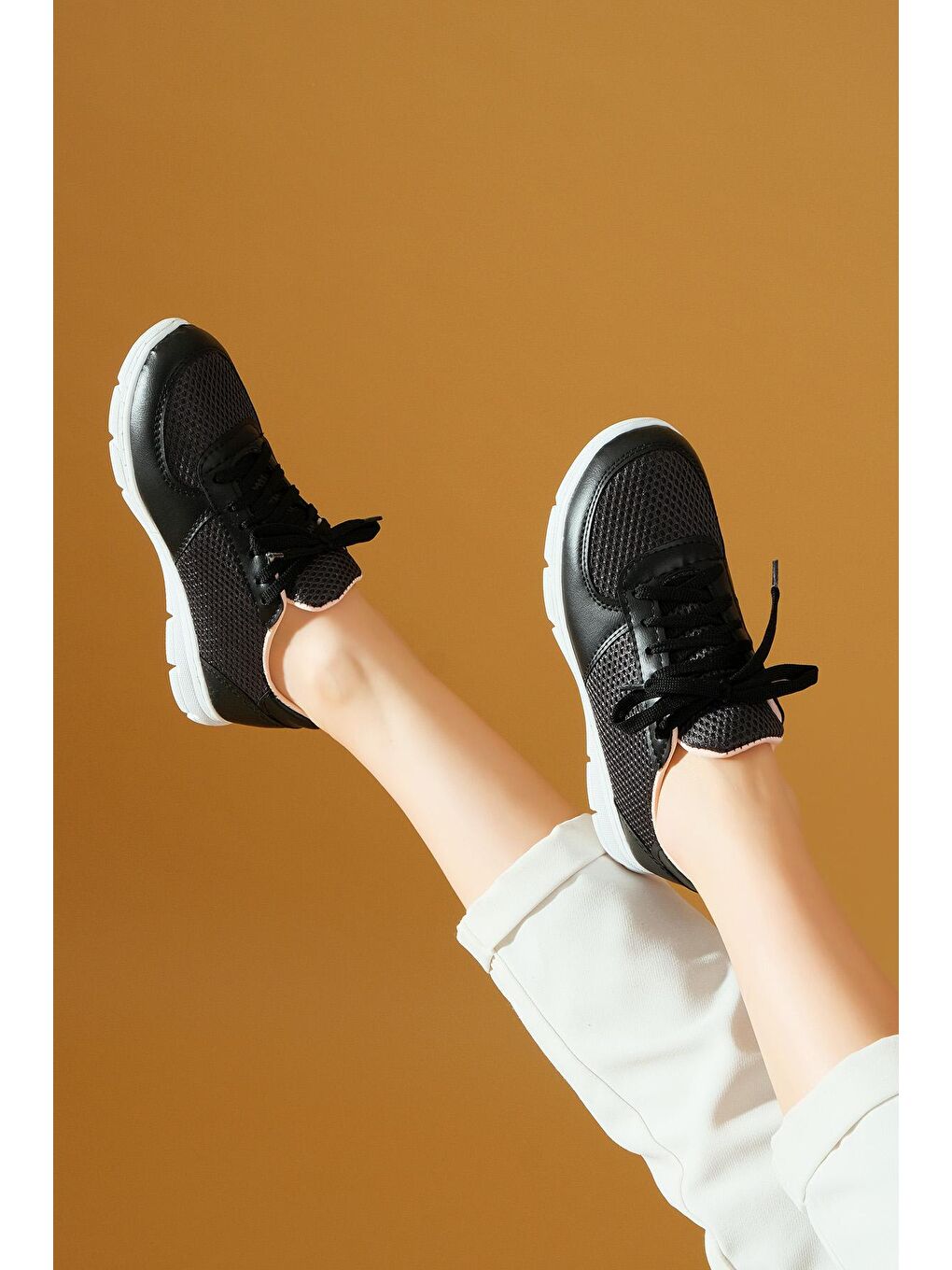 Comfort Taban Fileli Kadın Sneaker A1971-20SiyahFüme-2