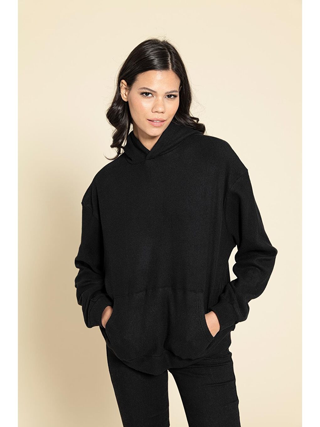 Oversize Kanguru Cepli Siyah Sweatshirt-1