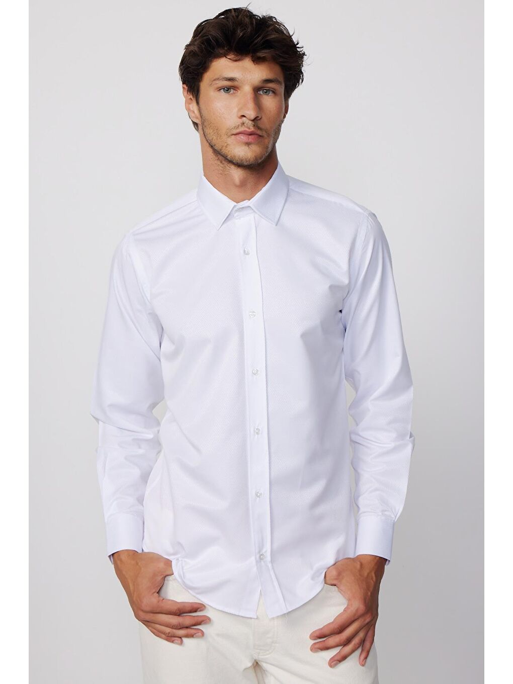 Modern Slim Fit Pamuklu Kolay Ütü Armürlü Beyaz Erkek Gömlek-2