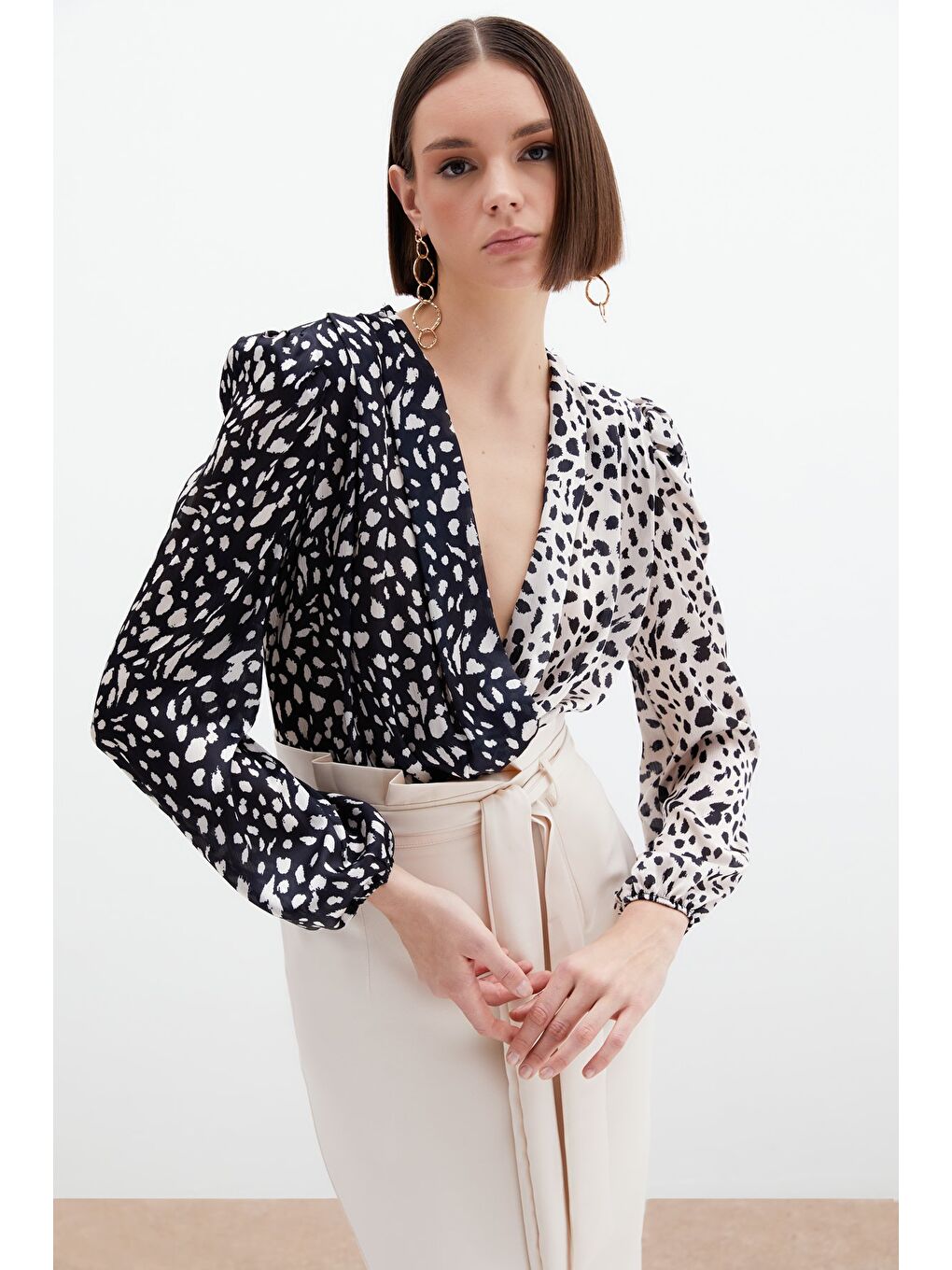 Kruvaze Desenli Bodysuit - Bej-Siyah-2