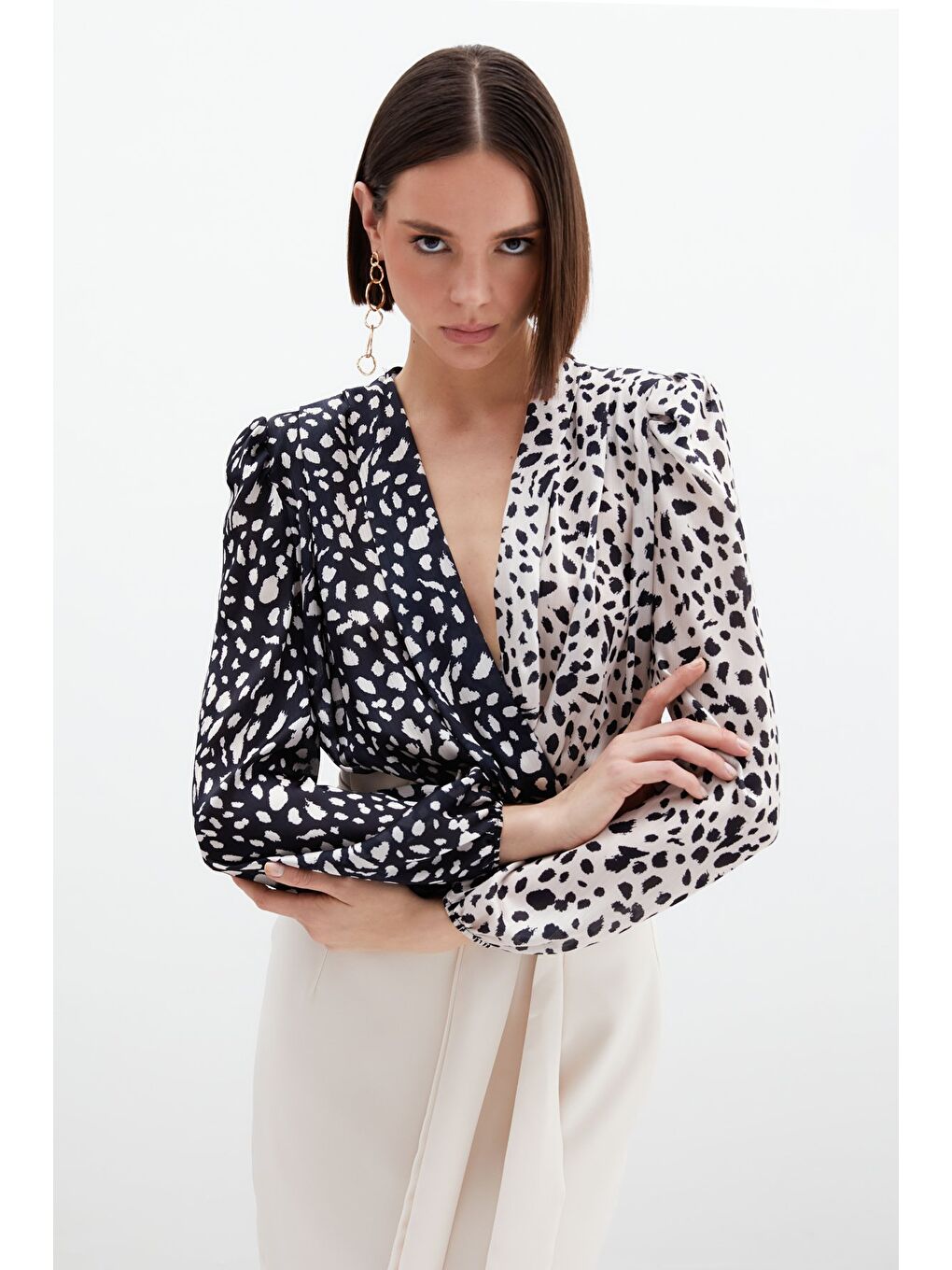 Kruvaze Desenli Bodysuit - Bej-Siyah-3