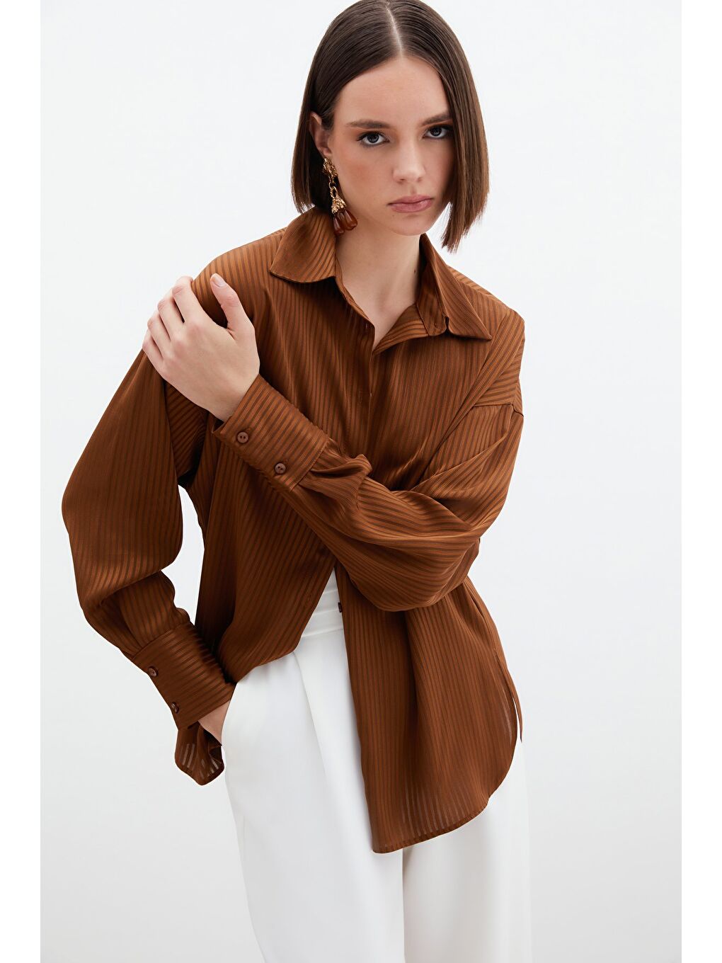 Kahverengi Kendinden Çizgi Desenli Gömlek - Kahve-4