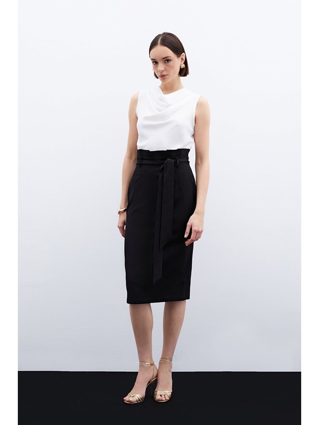 Kuşaklı Kalem Etek - Siyah-1