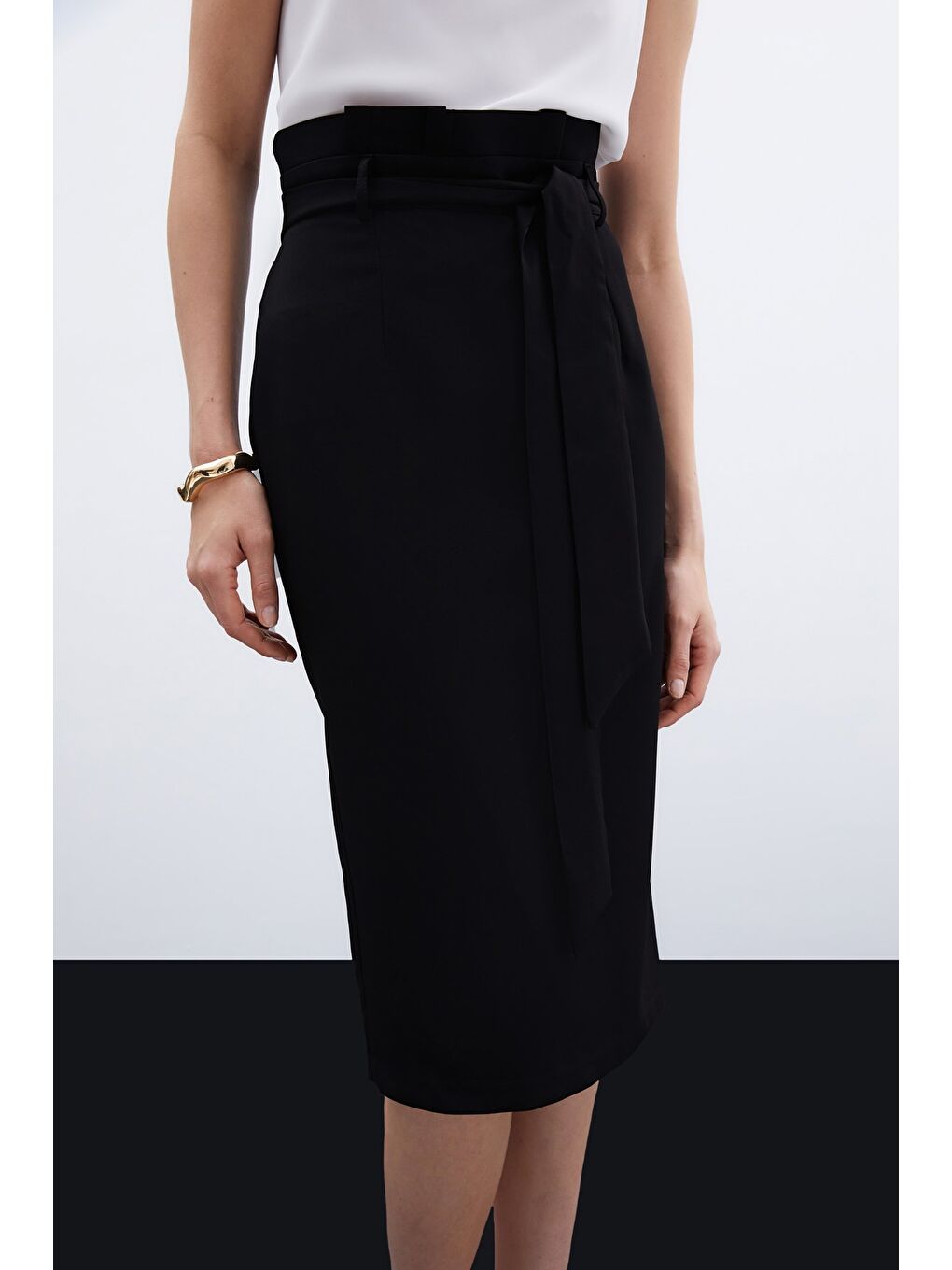 Kuşaklı Kalem Etek - Siyah-3