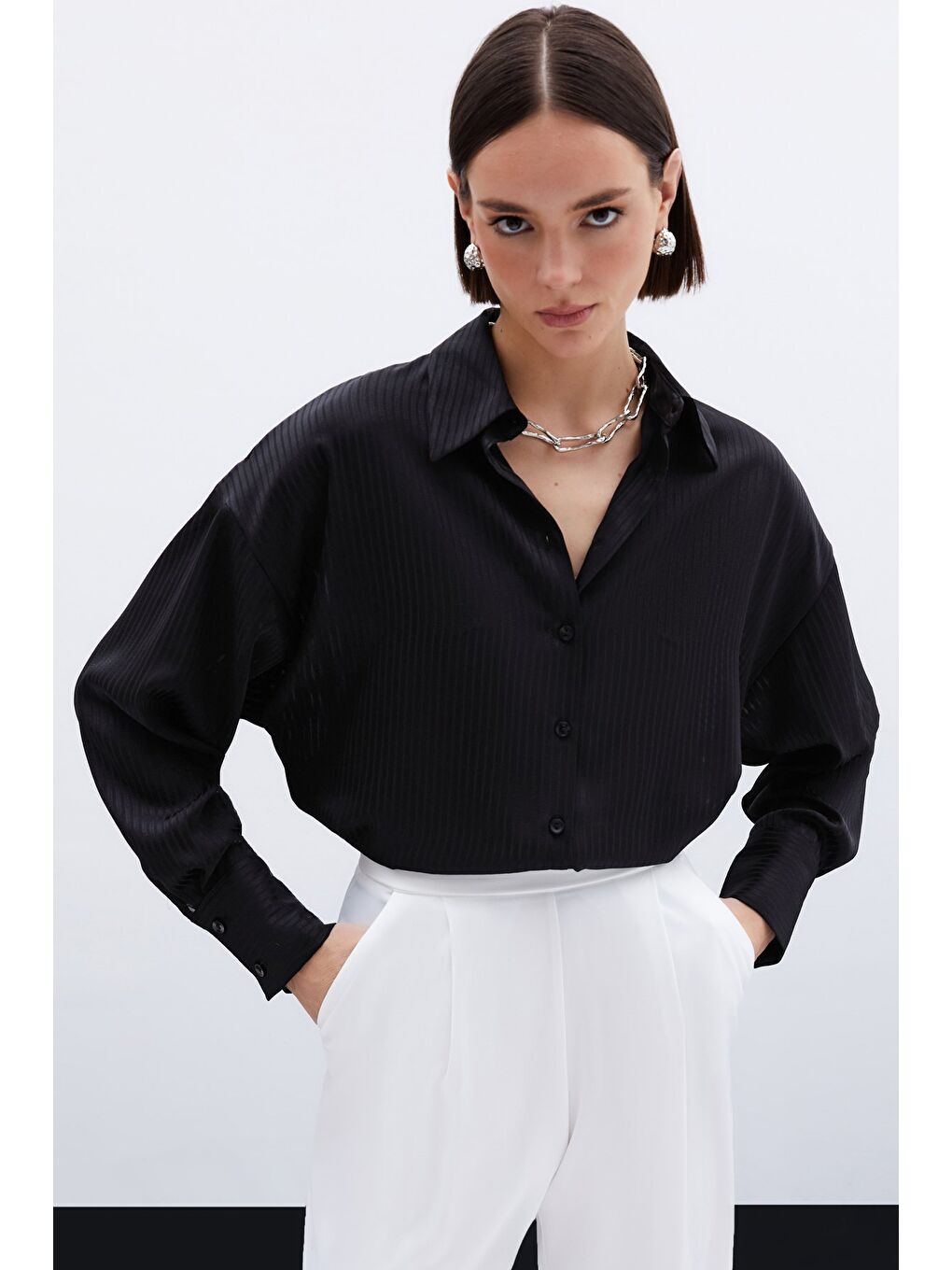 Kendinden Çizgi Desenli Gömlek - Siyah-2