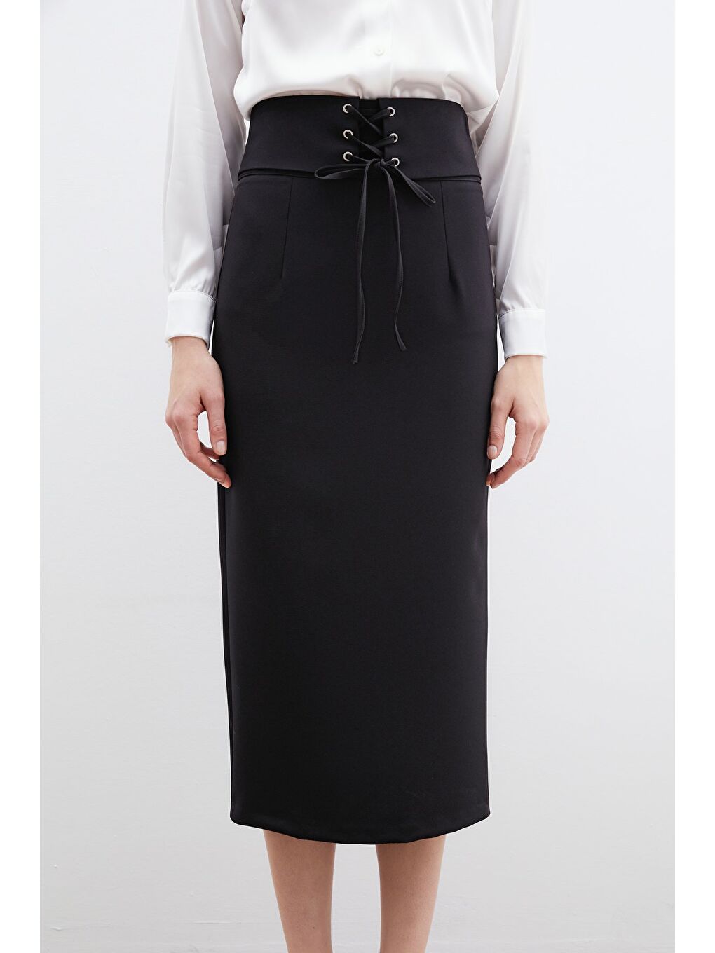 Bel Detaylı Kalem Etek - Siyah-5