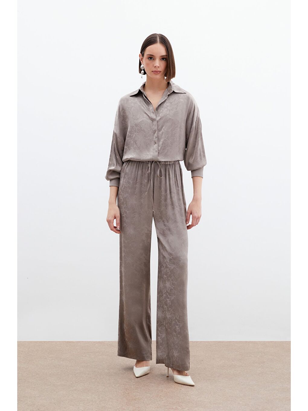 Bej Jakarlı Saten Pantolon - Vizon