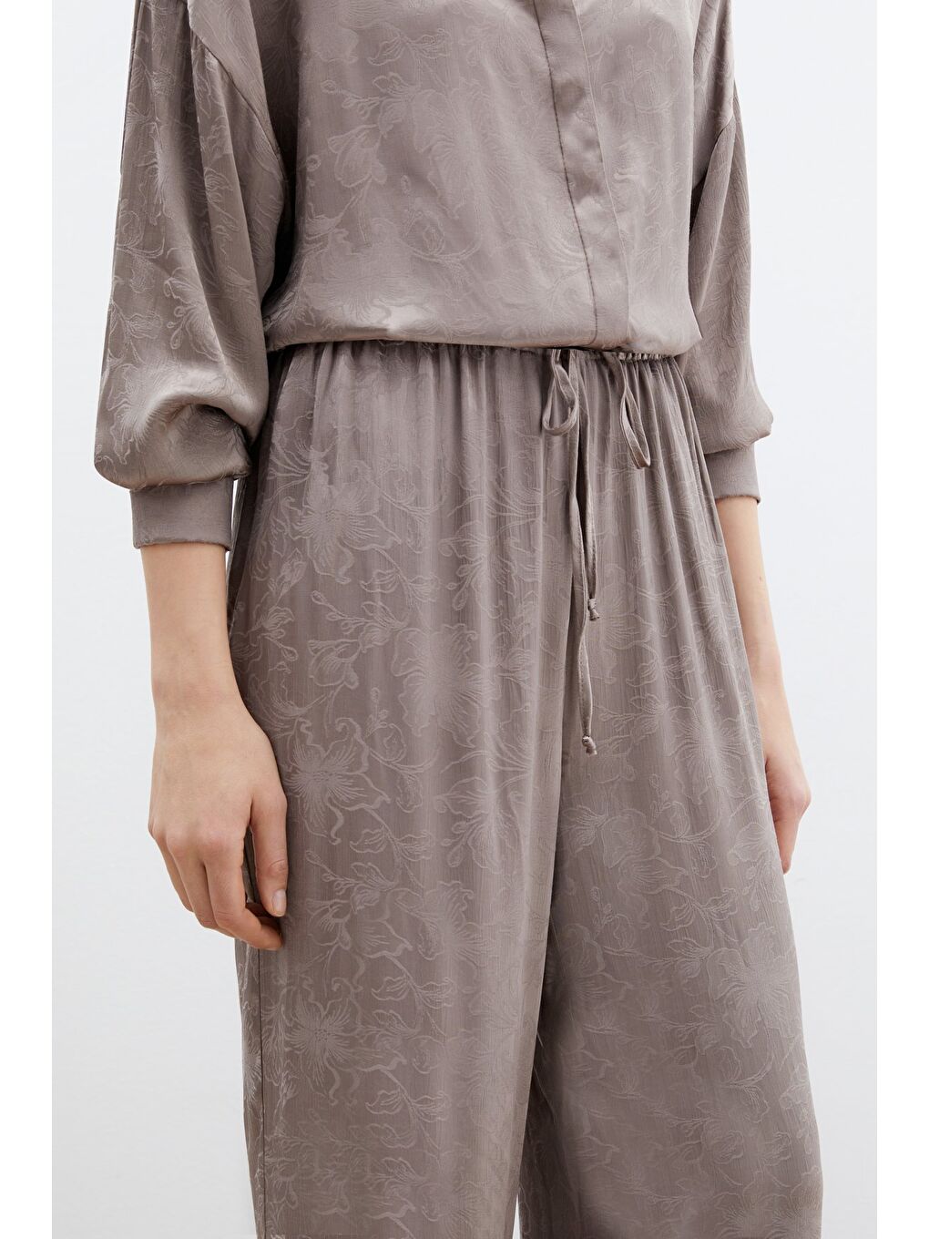 Bej Jakarlı Saten Pantolon - Vizon-2