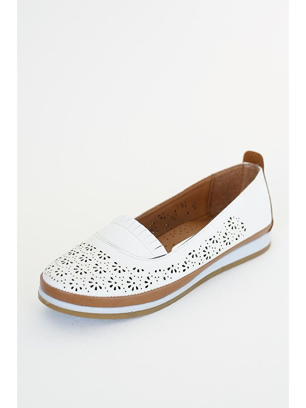 Beyaz Anatomik Taban Lazer Kesim İç Astarı Deri Kadın Ayakkabı 43-1830-22-3