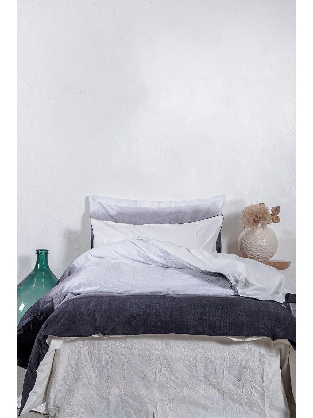 Siyah Alin Tek Kişilik Nevresim Takımı %100 Pamuk Ütü İstemeyen