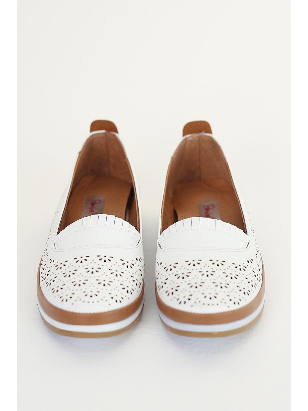 Beyaz Anatomik Taban Lazer Kesim İç Astarı Deri Kadın Ayakkabı 43-1830-22-4