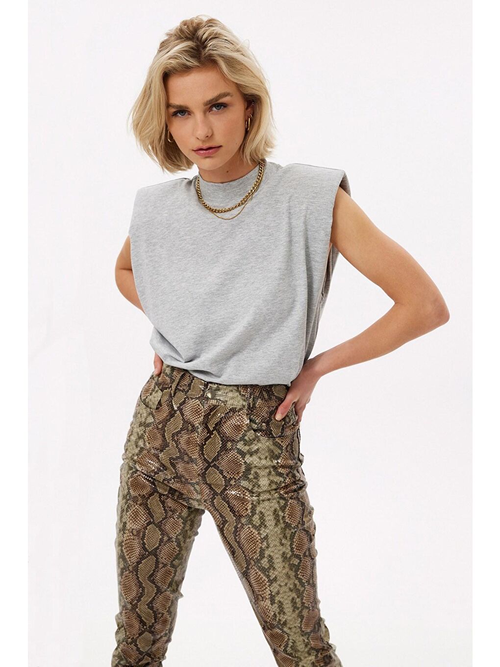 Gri Vatkalı Tişört Mg900-4