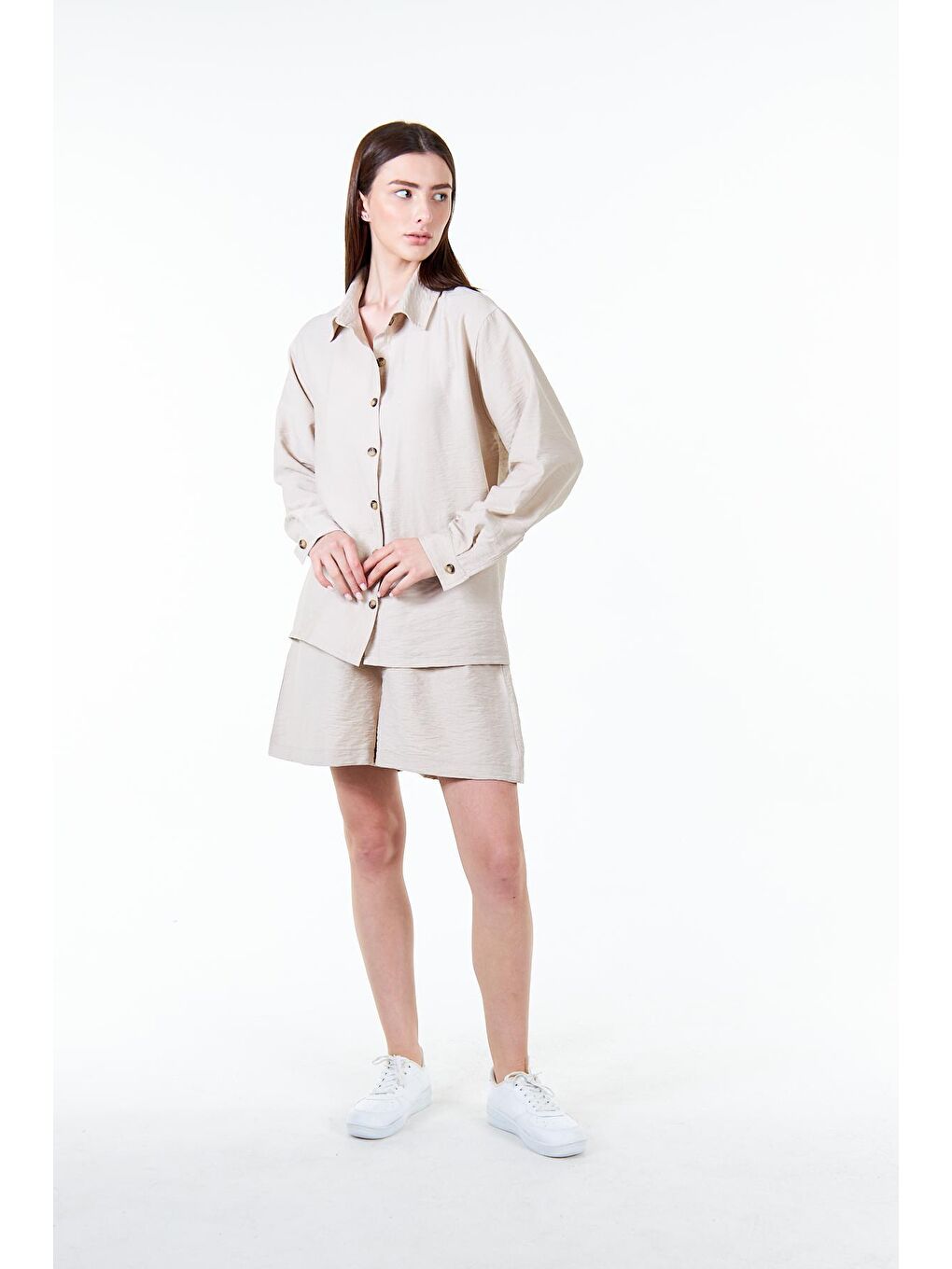 Bej Kadın Keten Görünümlü Salaş Bol Kalıp Gömlek - Revom-4